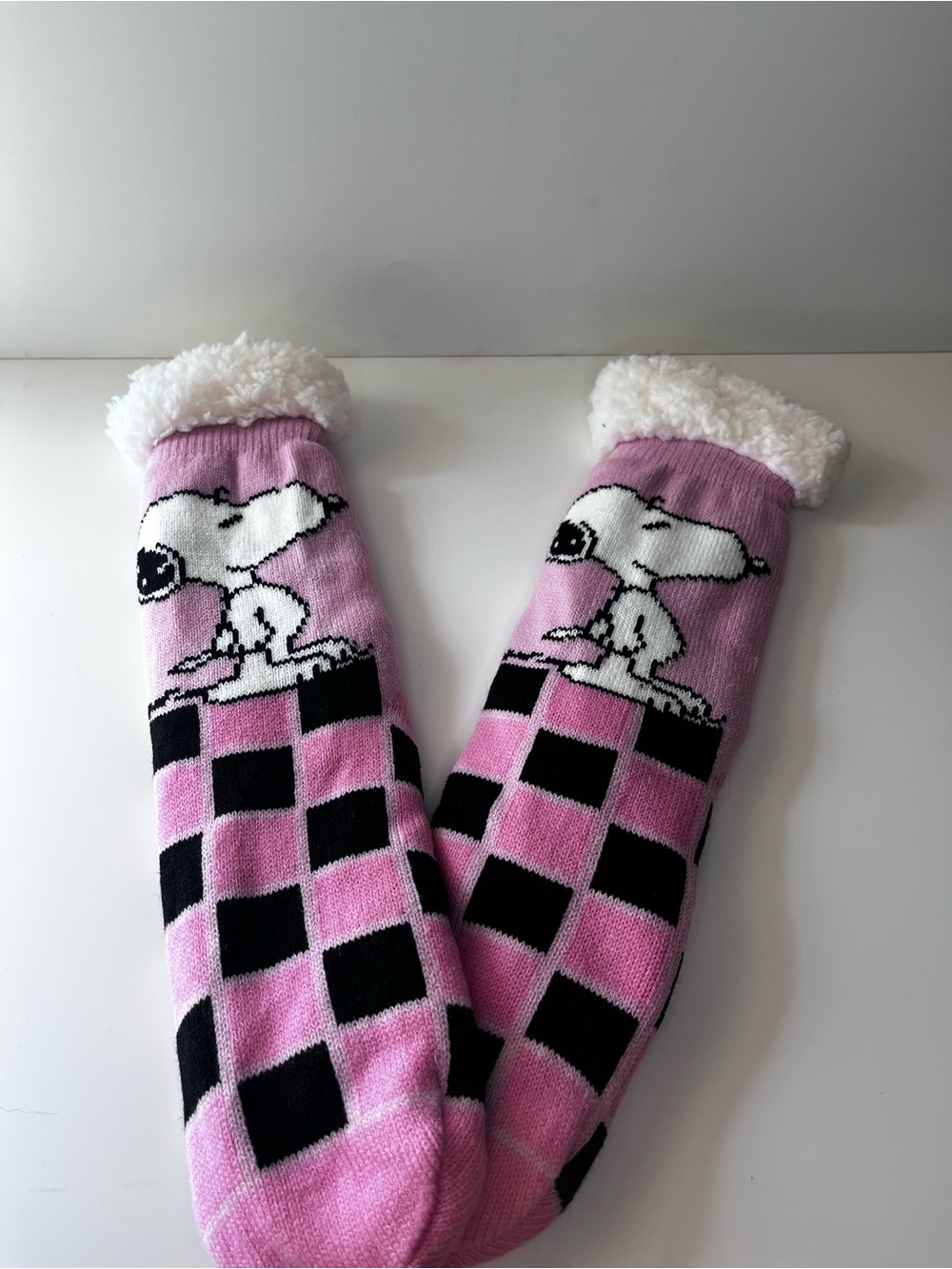 Cozy Pink Snoopy Fleece-Lined Crew Socks